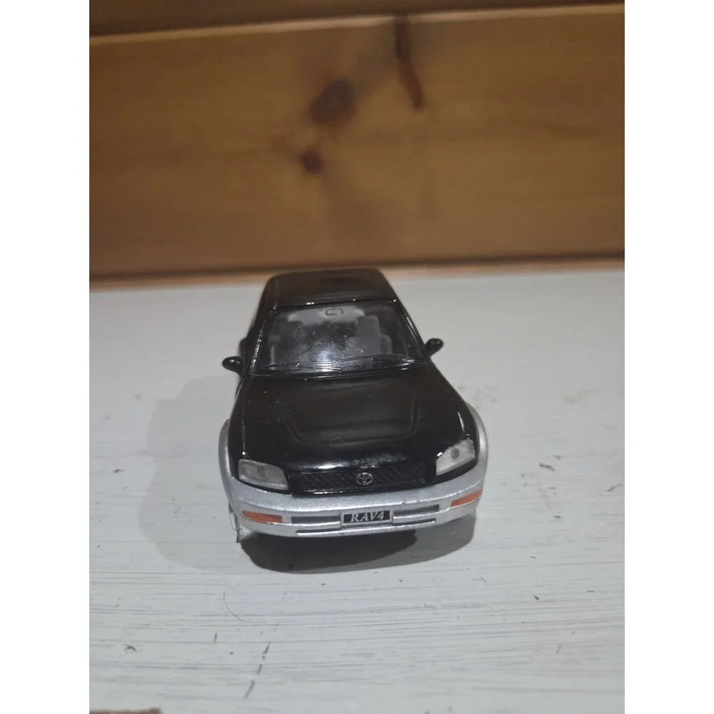 Black Toyota Rav 4 Cabriolet Kinsmart [Tires are missing rubber] ZD3